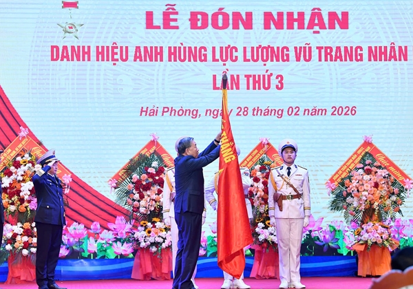 Tổng Bí thư Tô Lâm dự Lễ đón nhận danh hiệu Anh hùng Lực lượng vũ trang nhân dân tại Quân chủng Hải quân